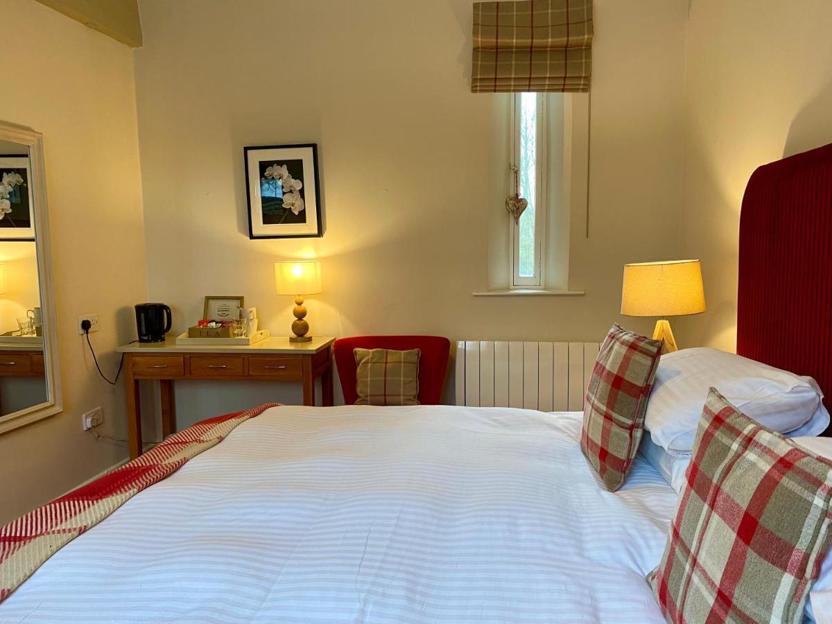 The Craven Arms Hotel Settle Bagian luar foto